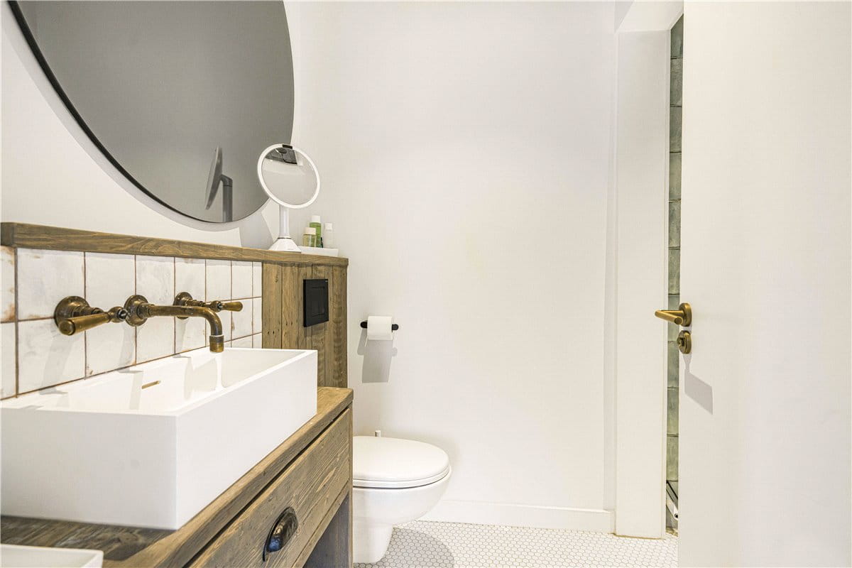 1 bedroom flat, Victoria Road, Oxford OX2 - Sold STC