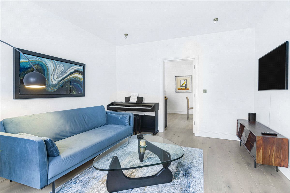 1 bedroom flat, Victoria Road, Oxford OX2 - Sold STC