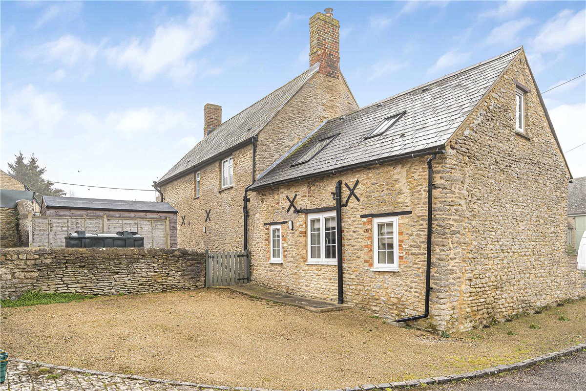 3 bedroom cottage, Church Lane, Charlton on Otmoor OX5 - Sold