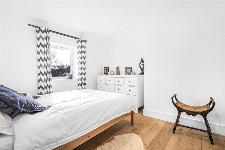 5 bedroom house, Middle Street, Islip OX5 - Sold