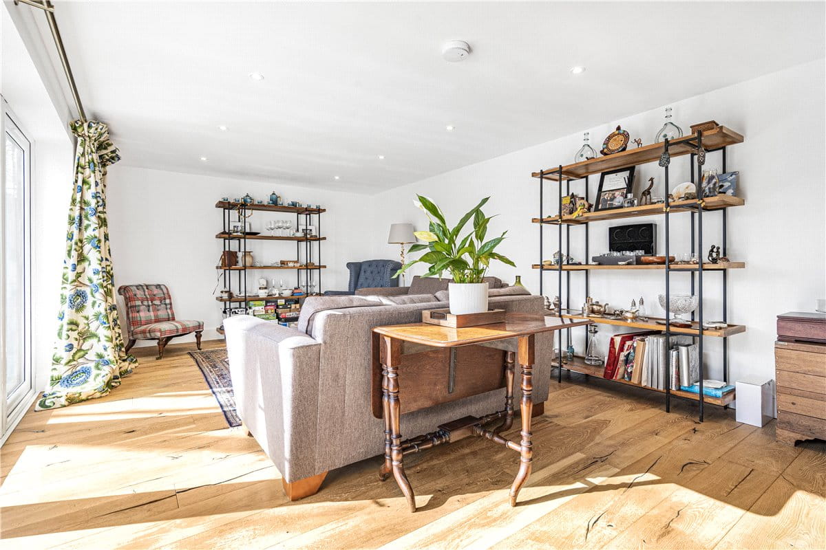 5 bedroom house, Middle Street, Islip OX5 - Sold