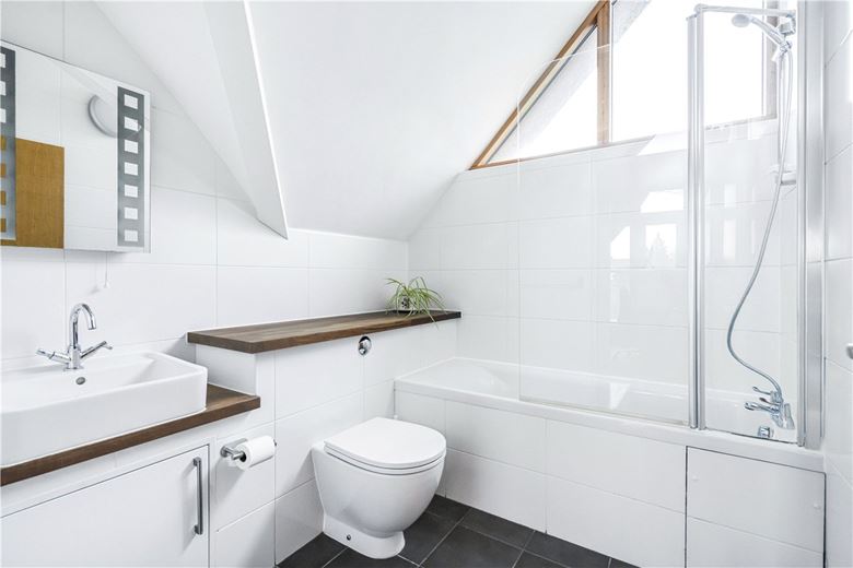 1 bedroom flat, Davenant Road, Oxford OX2 - Sold STC