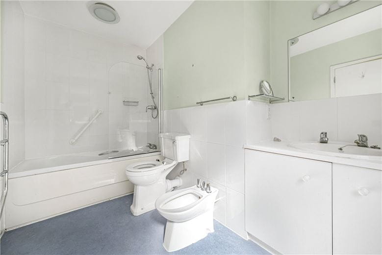 3 bedroom flat, Banbury Road, Oxford OX2 - Sold STC