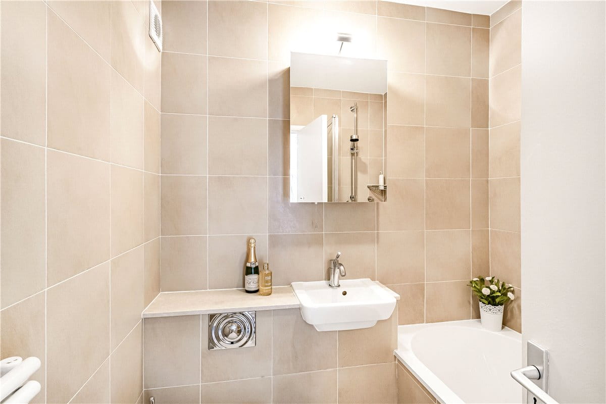 2 bedroom flat, Cunliffe Close, Oxford OX2 - Available