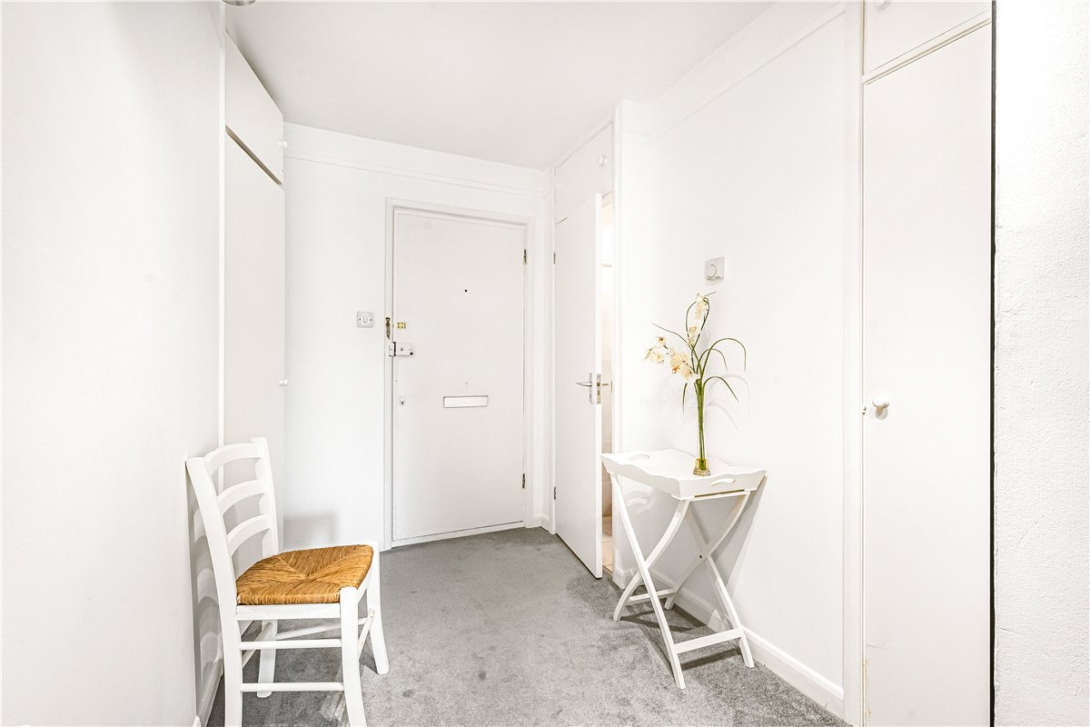 2 bedroom flat, Cunliffe Close, Oxford OX2 - Available