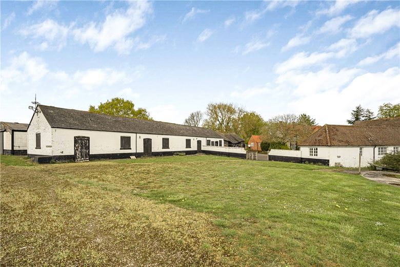 41 acres Country Estate, Mill Lane, Twyford MK18 - Available