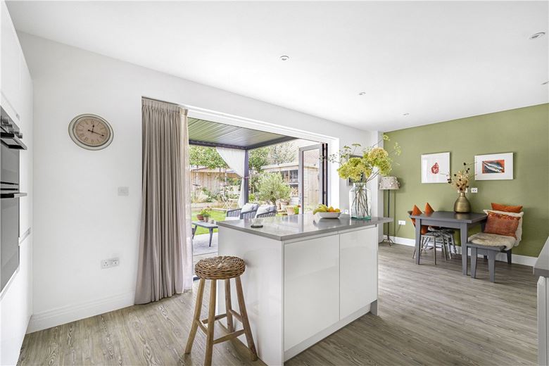 4 bedroom house, Collett Drive, Oxford OX2 - Available