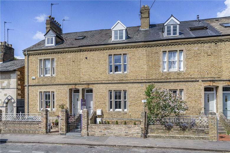 2 bedroom flat, Richmond Road, Oxford OX1 - Sold STC