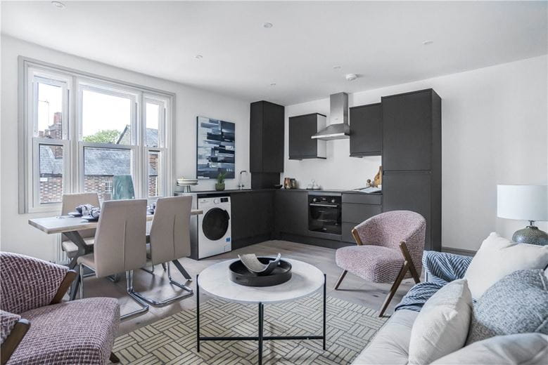 2 bedroom flat, Richmond Road, Oxford OX1 - Sold STC