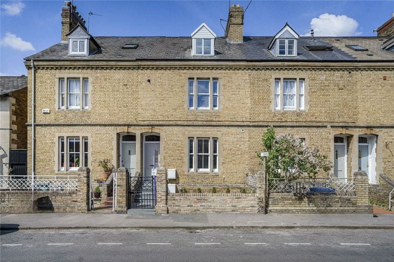 2 bedroom flat, Richmond Road, Oxford OX1 - Sold STC