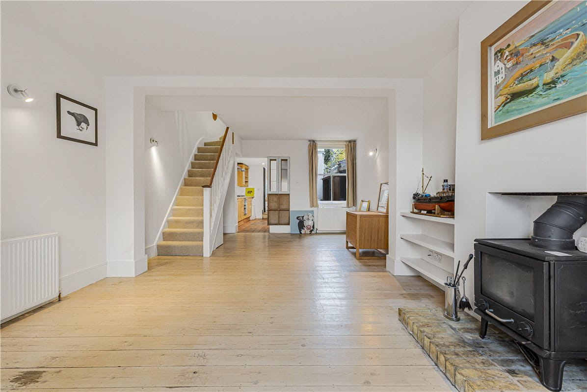 3 bedroom house, Thames Street, Abingdon OX14 - Available