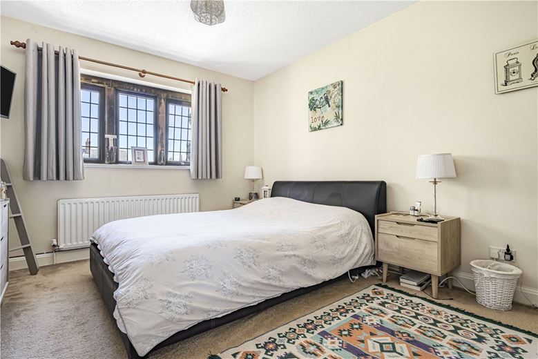 4 bedroom house, Witney Road, Ducklington OX29 - Available