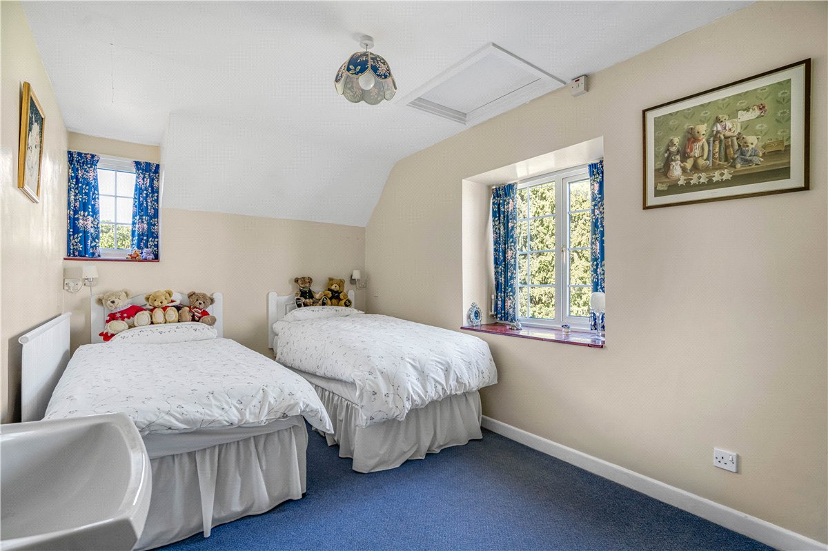 4 bedroom , Cassington Road, Yarnton OX5 - Available