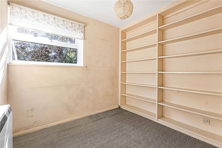 2 bedroom flat, Russell Court, Oxford OX2 - Sold STC