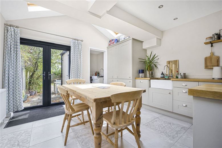 2 bedroom house, Howard Street, Oxford OX4 - Available