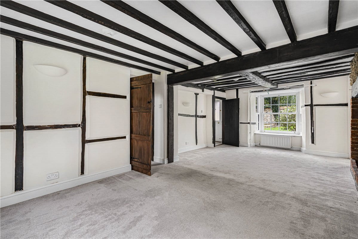 5 bedroom cottage, Valley Road, Finmere MK18 - Available