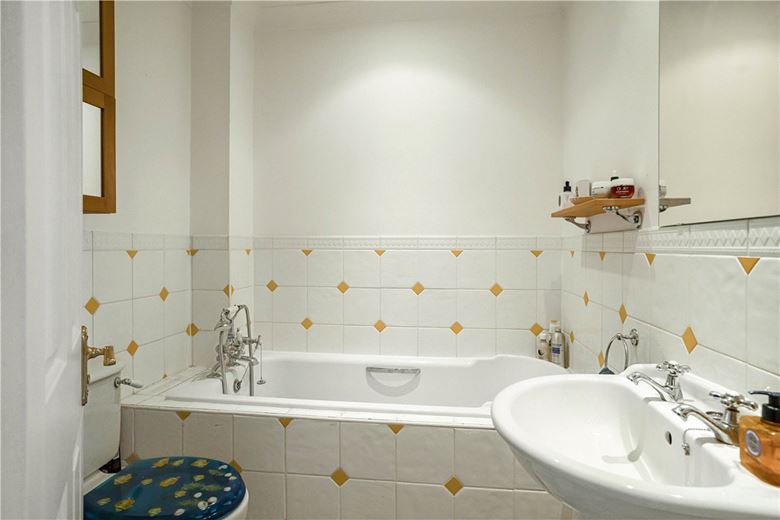 4 bedroom house, Merrivale Square, Oxford OX2 - Available