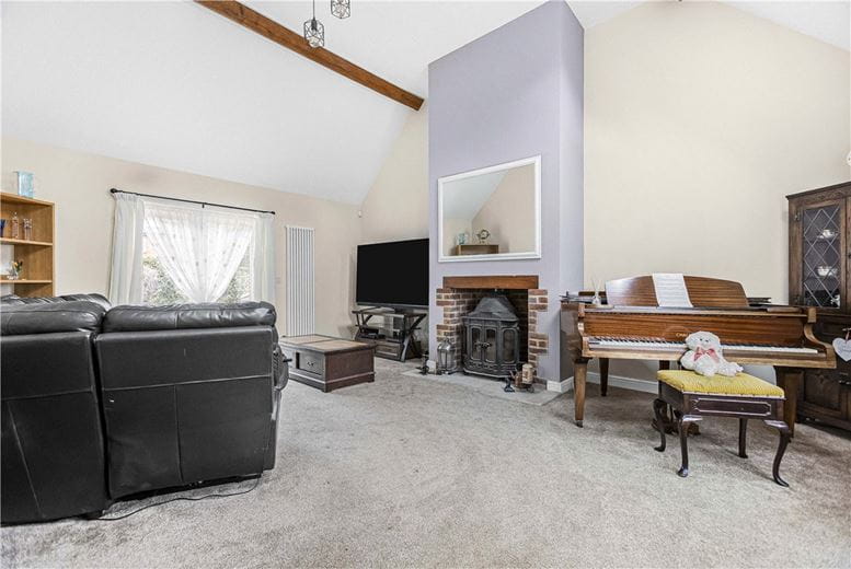 4 bedroom , Bayswater Farm Road, Headington OX3 - Available