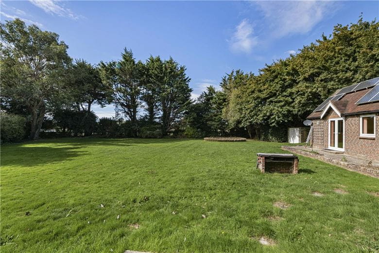 7 bedroom house, Tye Lane, Walberton BN18 - Available