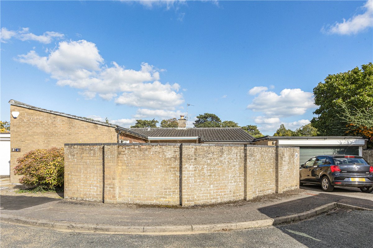 3 bedroom bungalow, Foxton Close, Oxford OX2 - Sold STC