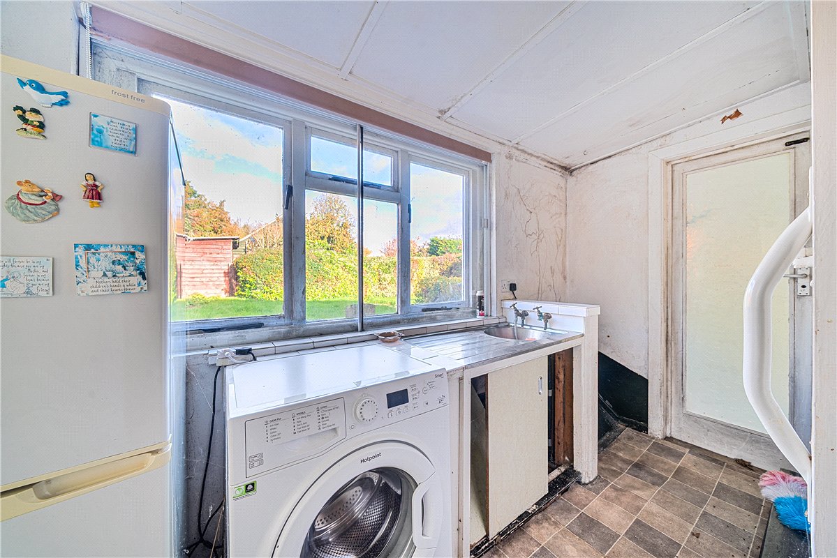 3 bedroom bungalow, Bridle Path, Charney Bassett OX12 - Available