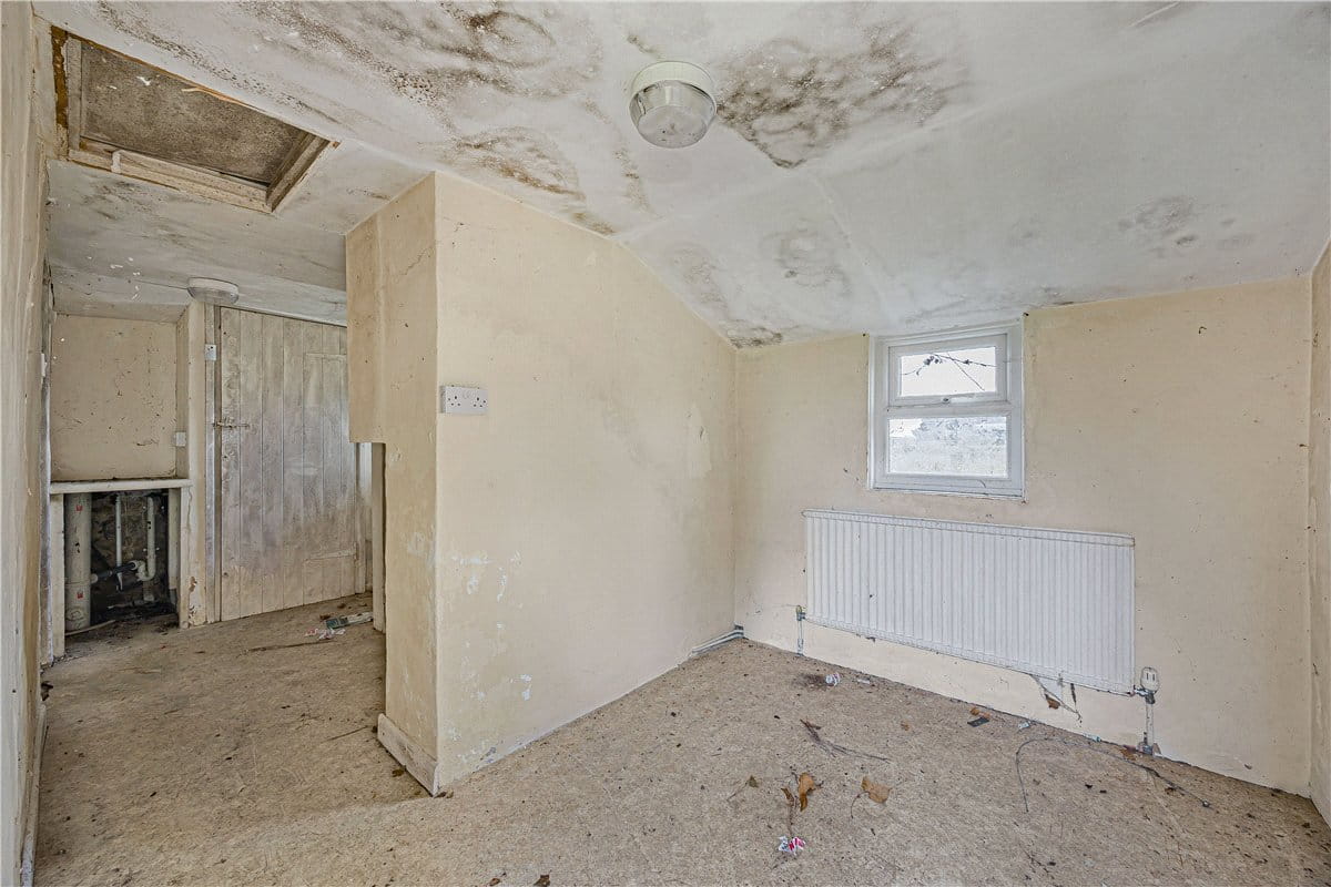 4 bedroom cottage, Queen Camel, Yeovil BA22 - Available