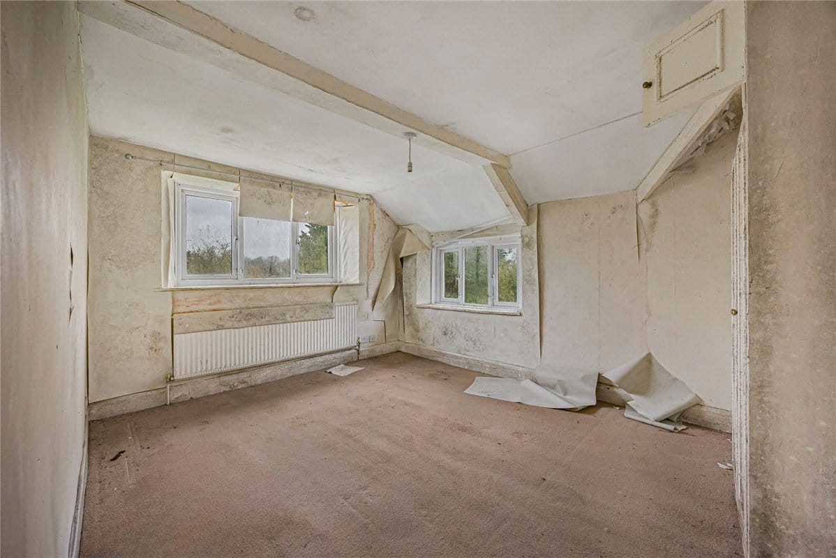 4 bedroom cottage, Queen Camel, Yeovil BA22 - Available