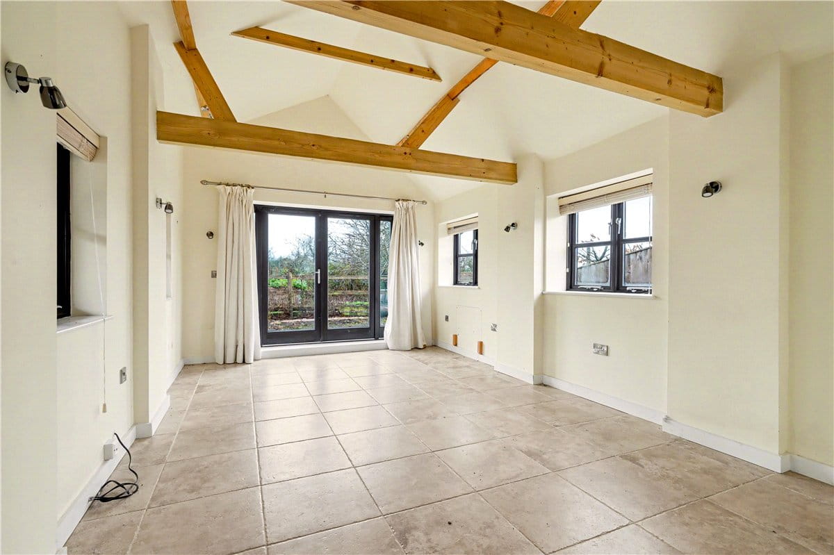 4 bedroom cottage, Lower Hartwell, Aylesbury HP17 - Available