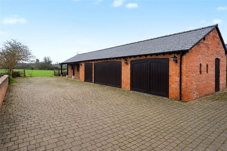 4 bedroom cottage, Lower Hartwell, Aylesbury HP17 - Available