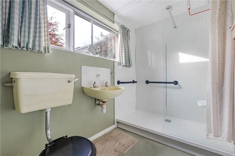 3 bedroom bungalow, Priory Close, Horton-cum-Studley OX33 - Available