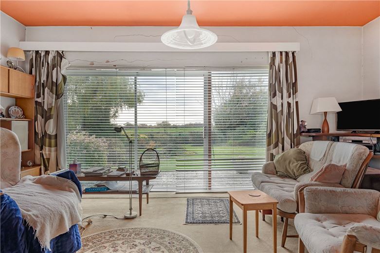 3 bedroom bungalow, Priory Close, Horton-cum-Studley OX33 - Available