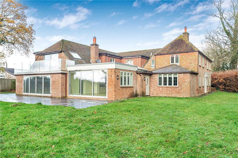 5 bedroom house, Tortington, Arundel BN18 - Available