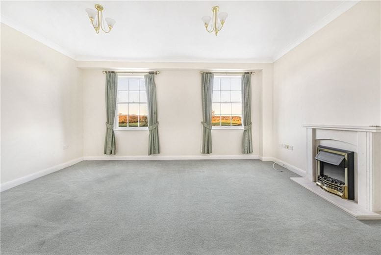 3 bedroom house, Tortington Manor, Ford Road BN18 - Available