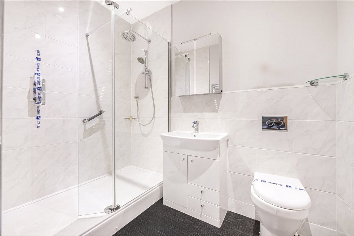 3 bedroom house, Tortington Manor, Ford Road BN18 - Available