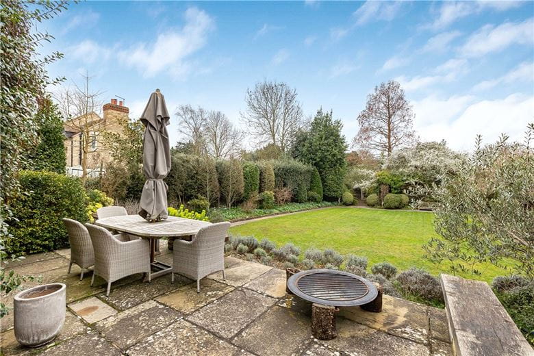 5 bedroom , Great Haseley, OX44 - Available