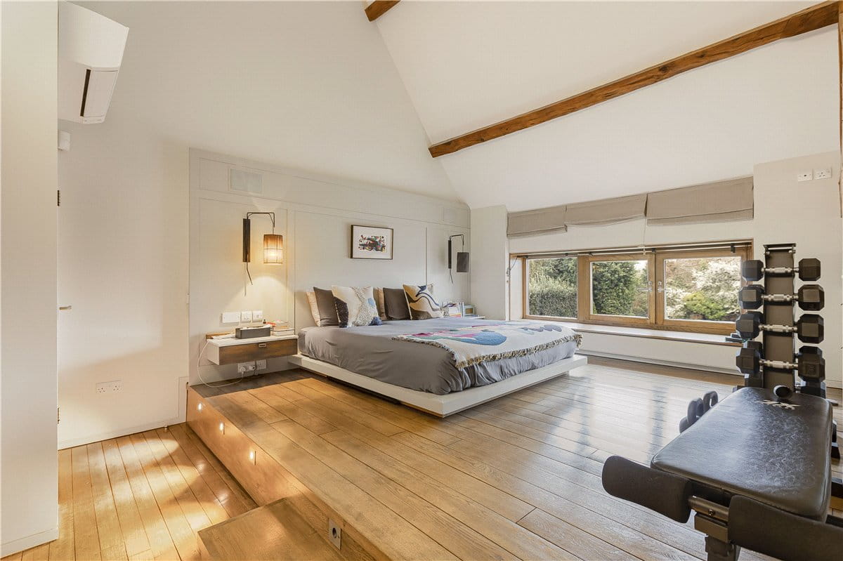 5 bedroom , Great Haseley, OX44 - Available