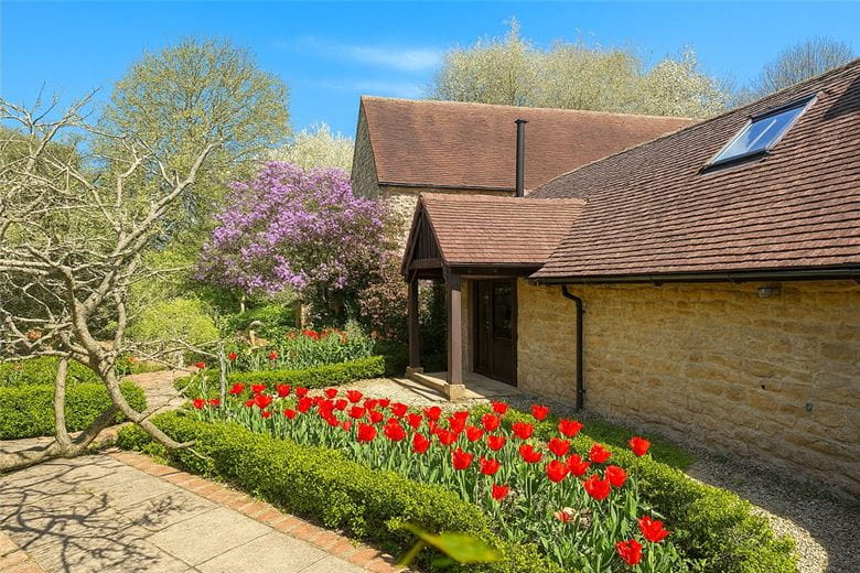 5 bedroom , Great Haseley, OX44 - Available