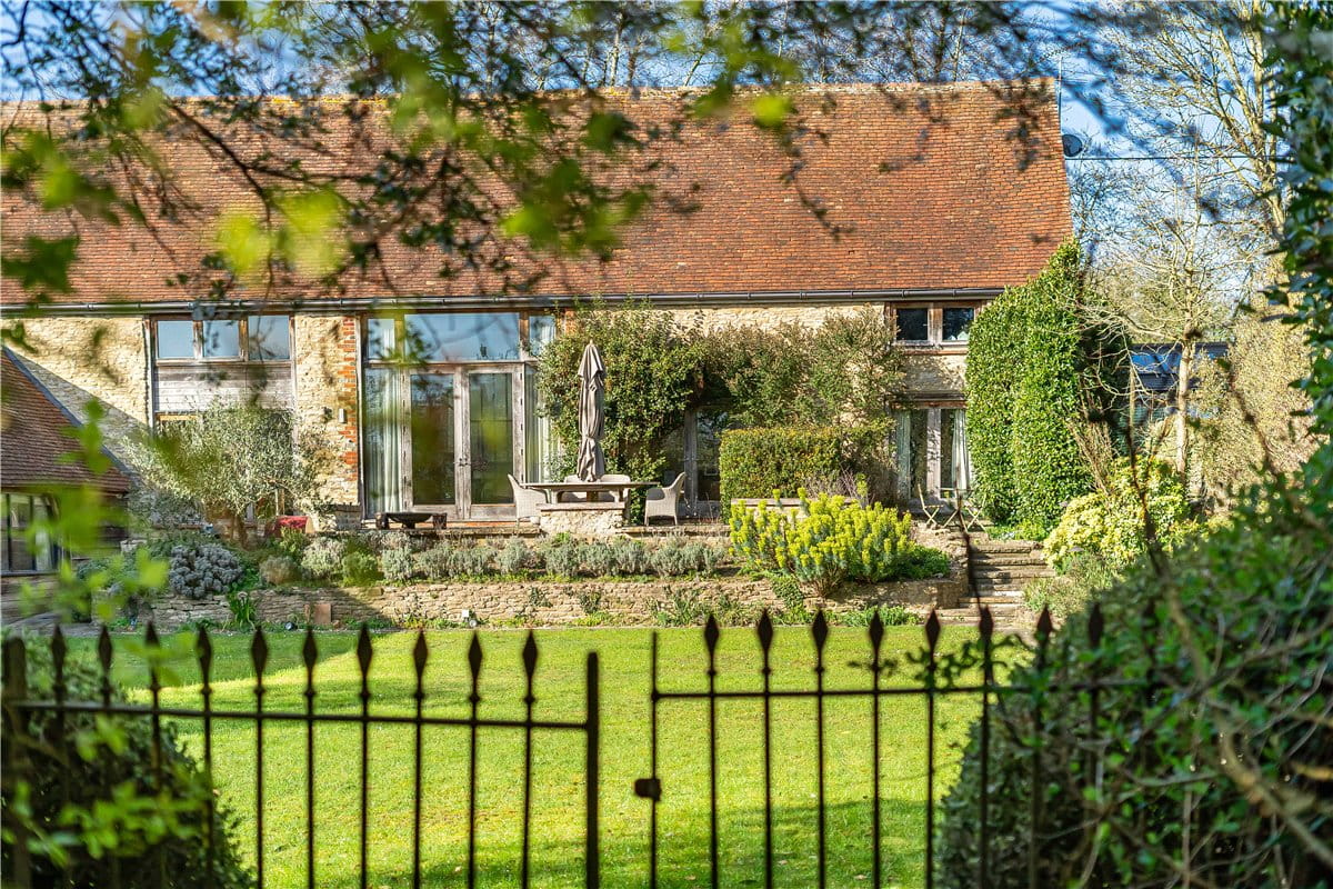 5 bedroom , Great Haseley, OX44 - Available