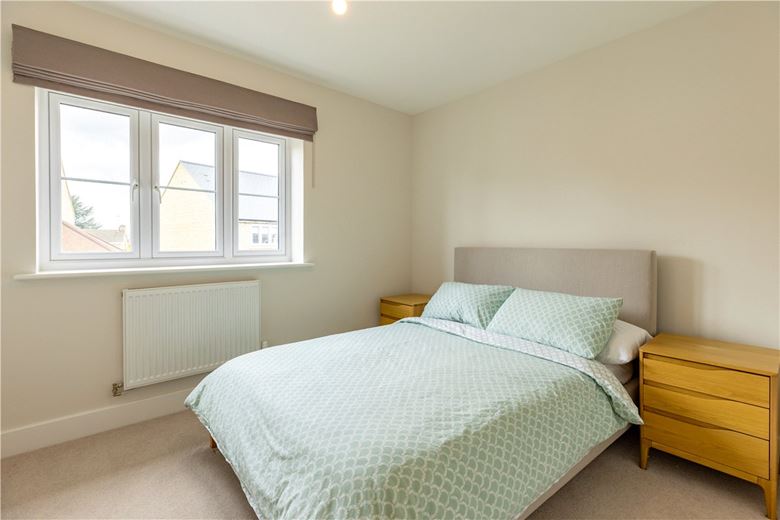 4 bedroom house, Olivers Close, Long Hanborough OX29 - Available