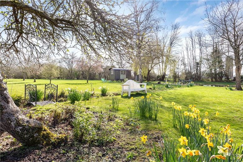 4 bedroom house, Weston-on-the-Green, Bicester OX25 - Available