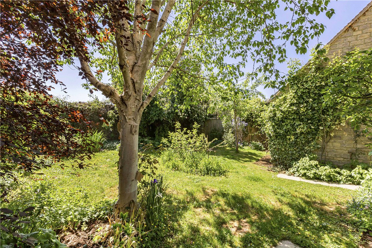 4 bedroom house, Bolsover Close, Long Hanborough OX29 - Available