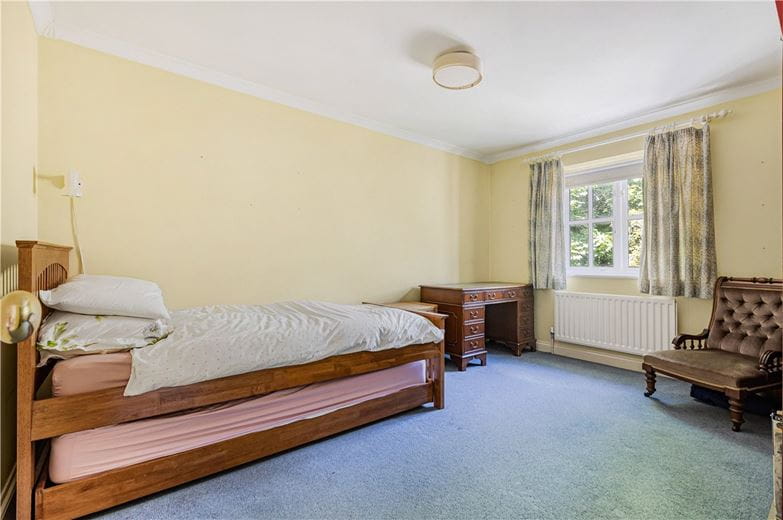4 bedroom house, Bolsover Close, Long Hanborough OX29 - Available