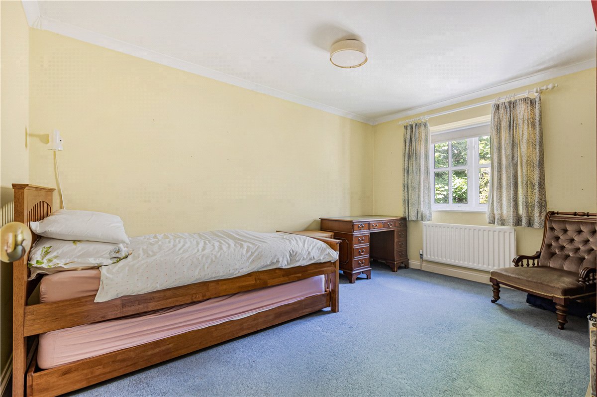 4 bedroom house, Bolsover Close, Long Hanborough OX29 - Available