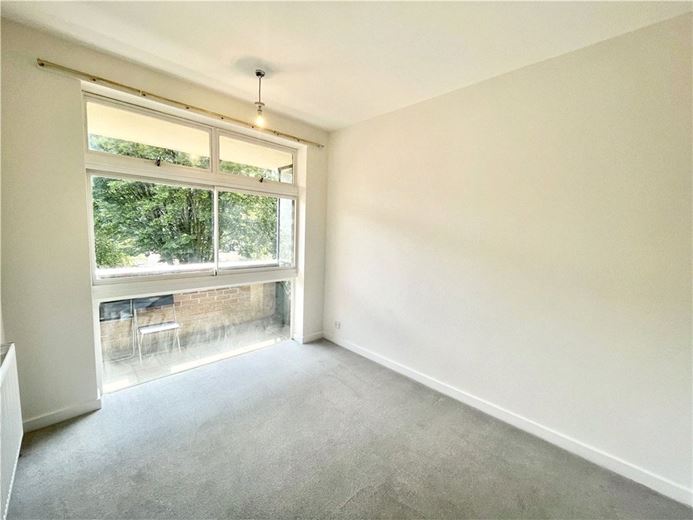 1 bedroom flat, Staincross House, Albion Place OX1 - Available