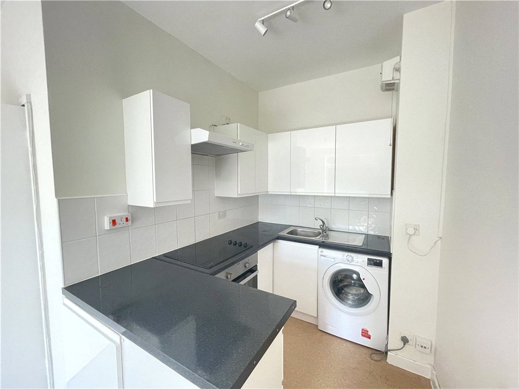 1 bedroom flat, Staincross House, Albion Place OX1 - Available