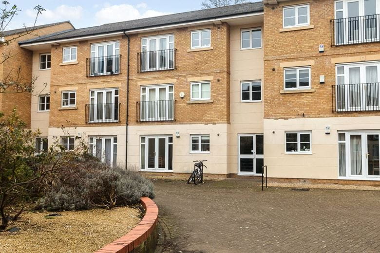 2 bedroom flat, Grandpont Place, Longford Close OX1
