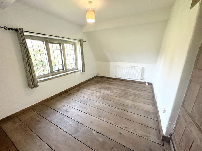 3 bedroom cottage, Manor Cottages, Kelmscott GL7