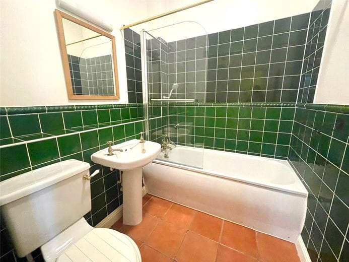 3 bedroom flat, The Jackson Building, Bennett Crescent OX4 - Let Agreed