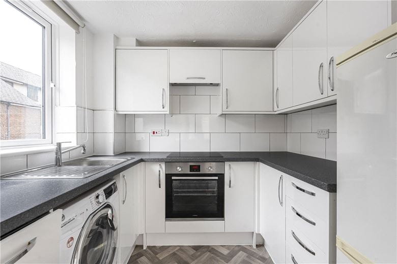 2 bedroom flat, Tennyson Lodge, Paradise Square OX1 - Available