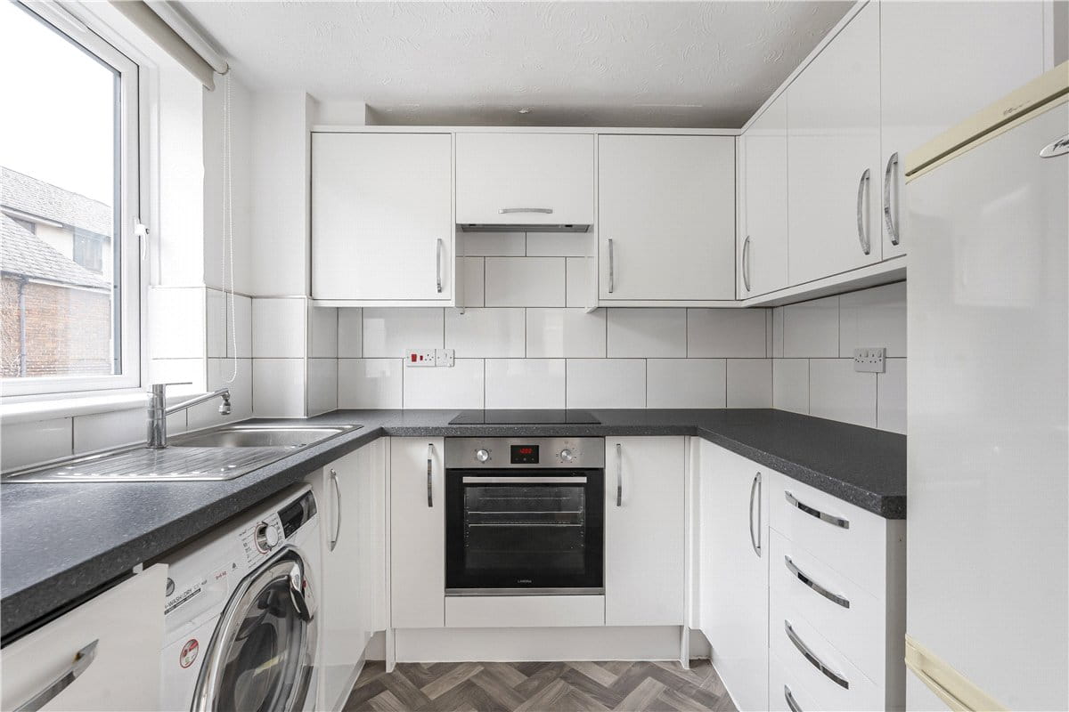 2 bedroom flat, Tennyson Lodge, Paradise Square OX1 - Available